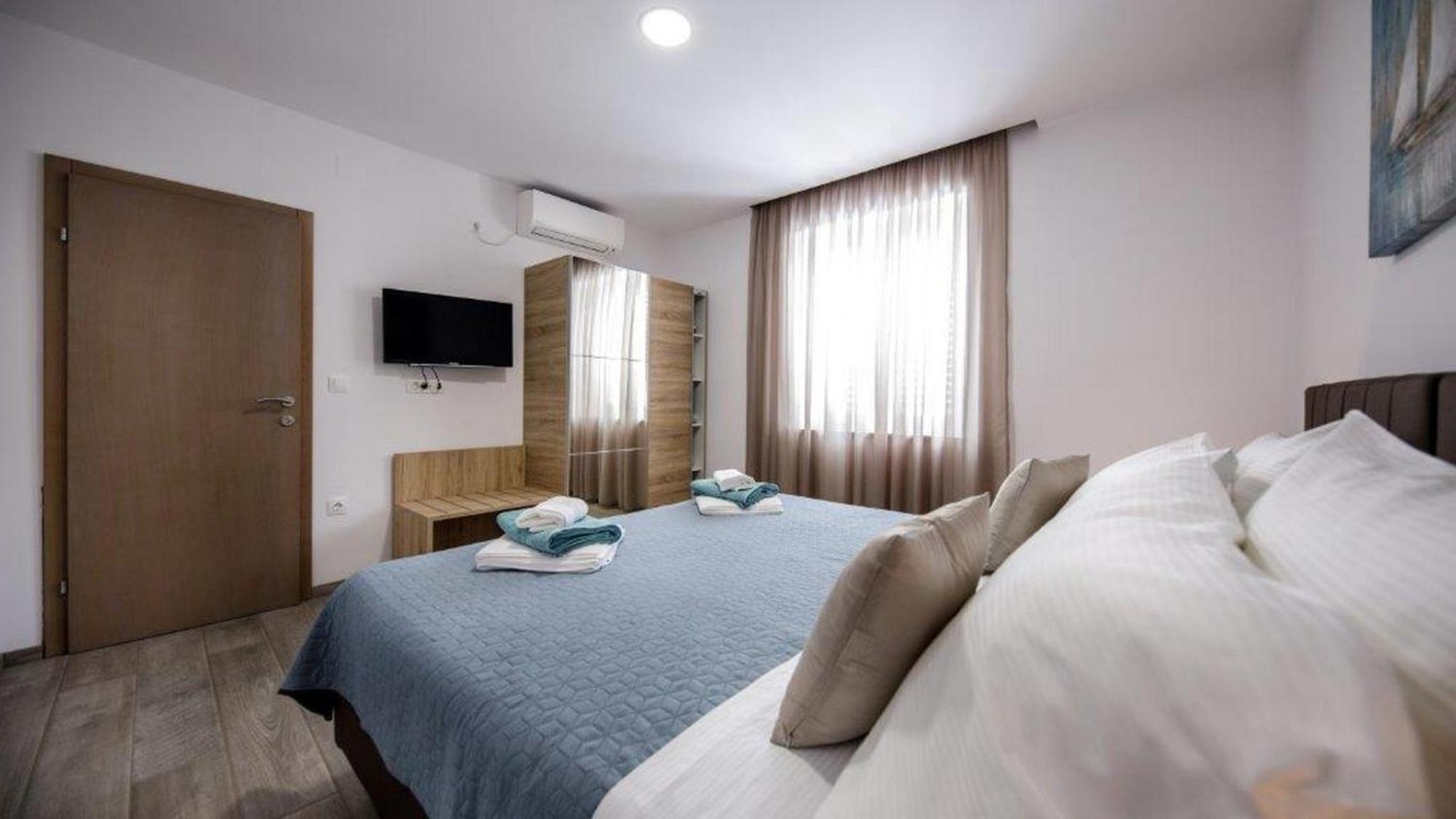 Apartments Mi&Ni Cavtat Pokoj fotografie