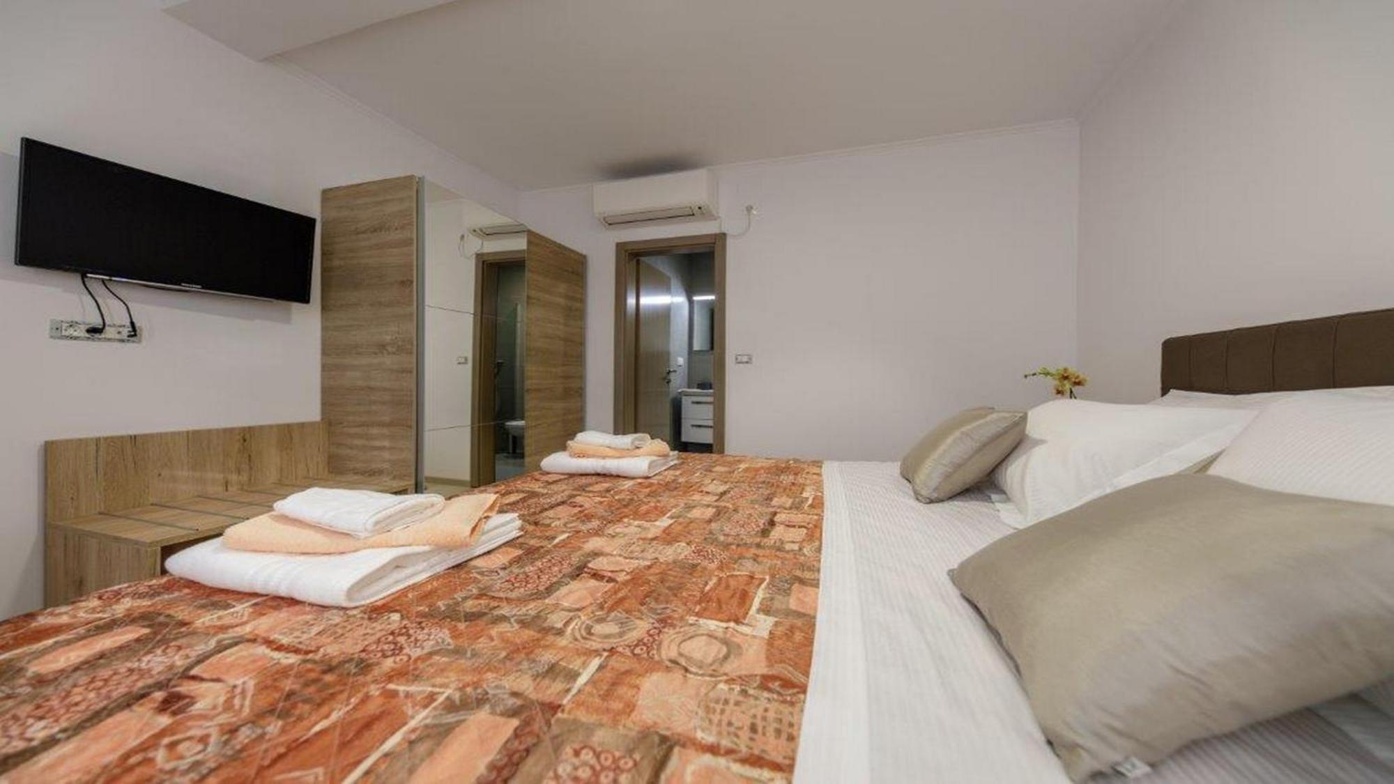 Apartments Mi&Ni Cavtat Pokoj fotografie
